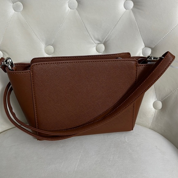 Gingerbread house crossbody bag - Picture 4 of 5